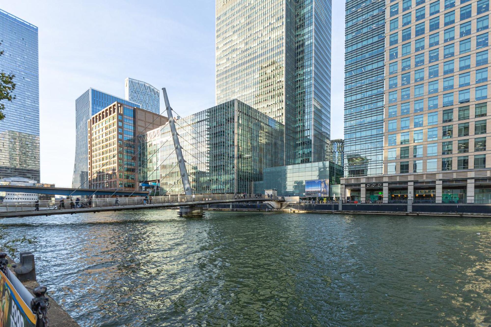 New Listing! Modern 3br, Prime Canary Wharf Apartamento *
